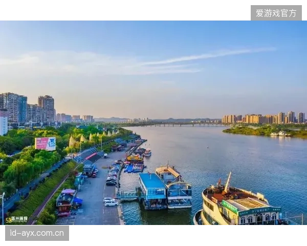 根据规划，到2025年建成的10家国家水上国民休闲运动中心预计将辐射带动周边形成100亿的消费市场